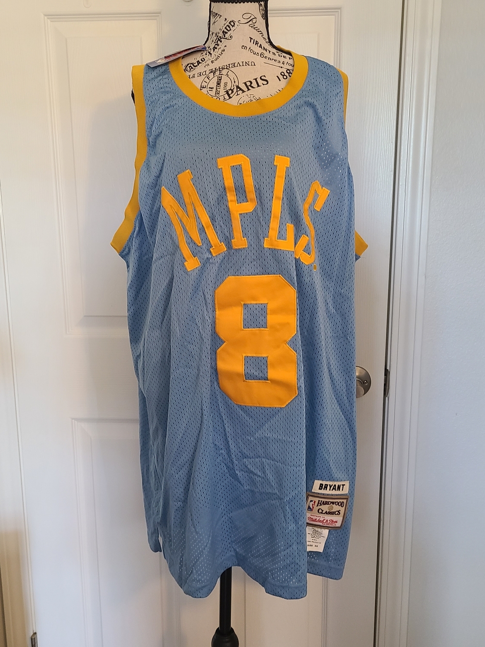 Mitchell & Ness Hardwood Classics Jersey in Light Blue & Gold